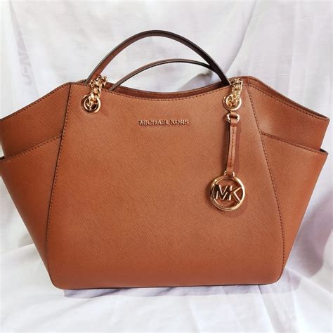 precio cartera michael kors original|Michael Kors carteras para mujer.